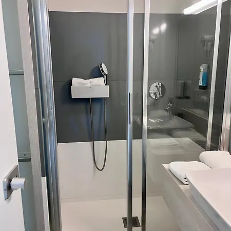 Hotel-restaurant De L'embarcadere Hotell 3*