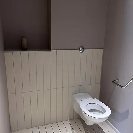 Hotell Hotel-restaurant De L'embarcadere Nantua