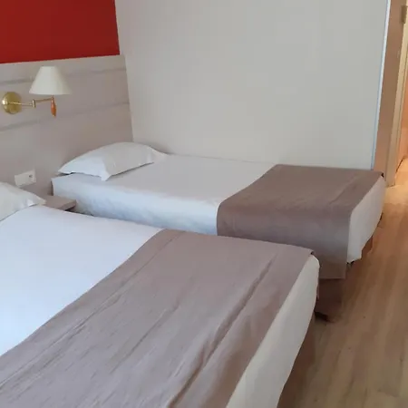 Hotel-restaurant De L'embarcadere 3* Nantua