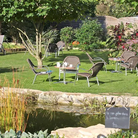 Hotell Hotel-restaurant De L'embarcadere Nantua