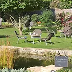 Hotel Logis L'embarcadere Nantua