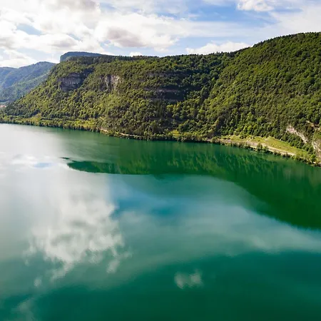 Logis L'embarcadere 3* 楠蒂阿