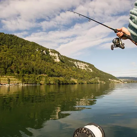 Logis L'embarcadere 酒店