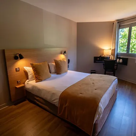 Hotel Logis L'embarcadere