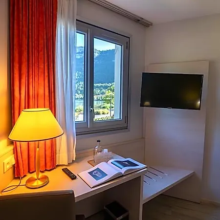 Logis L'embarcadere 3* 낭투아
