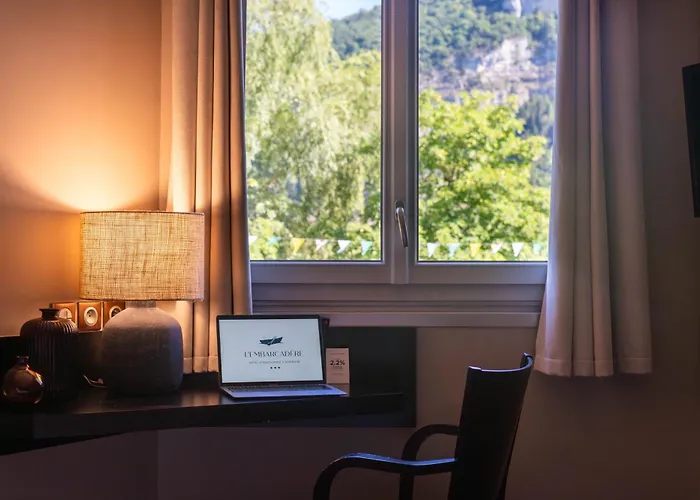 Logis L'embarcadere Nantua